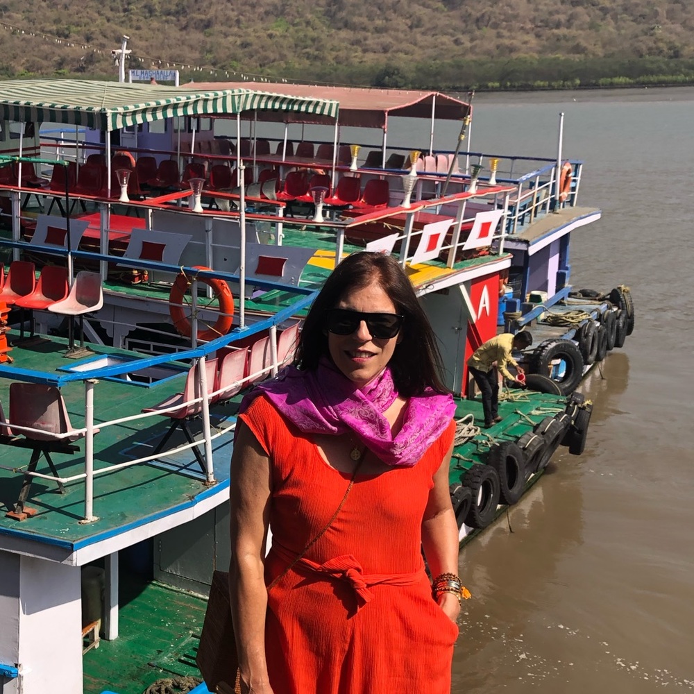 Meet your Posher, Maria